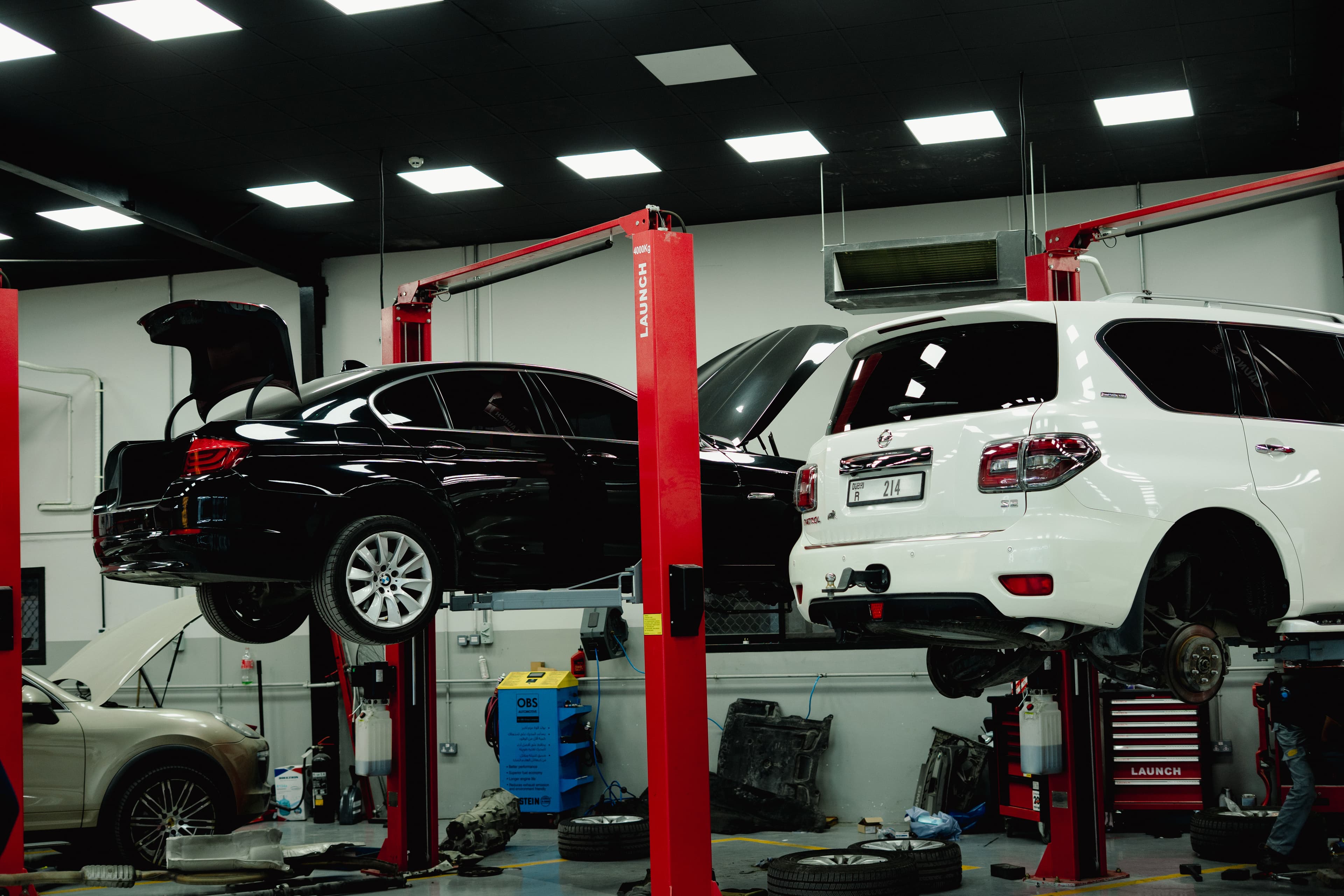 Service image Luxury Car Workshop Services